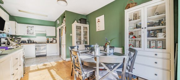 3 Schlafzimmer Haus in London, United Kingdom, Nr. 7663 4