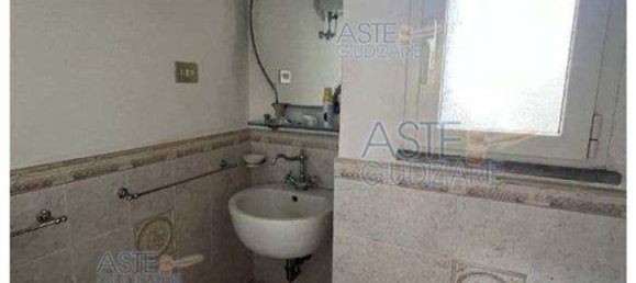 9 rooms Apartment in Monte Porzio Catone, Italy No. 15201 51