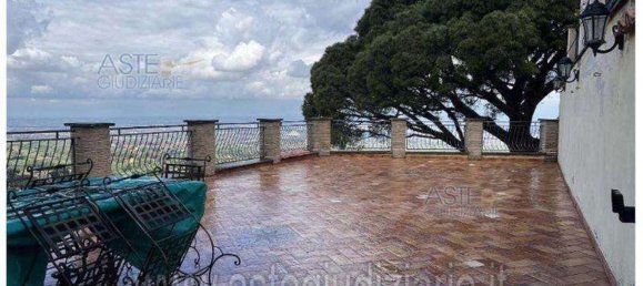 9 rooms Apartment in Monte Porzio Catone, Italy No. 15201 66