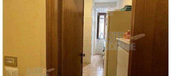 9 rooms Apartment in Monte Porzio Catone, Italy No. 15201 63