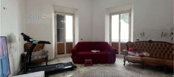 9 rooms Apartment in Monte Porzio Catone, Italy No. 15201 15