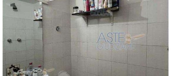 9 rooms Apartment in Monte Porzio Catone, Italy No. 15201 72