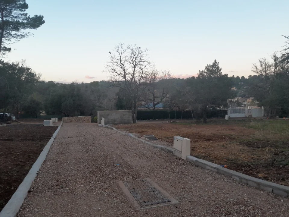 500m² Land in Le Thoronet, France No. 316701