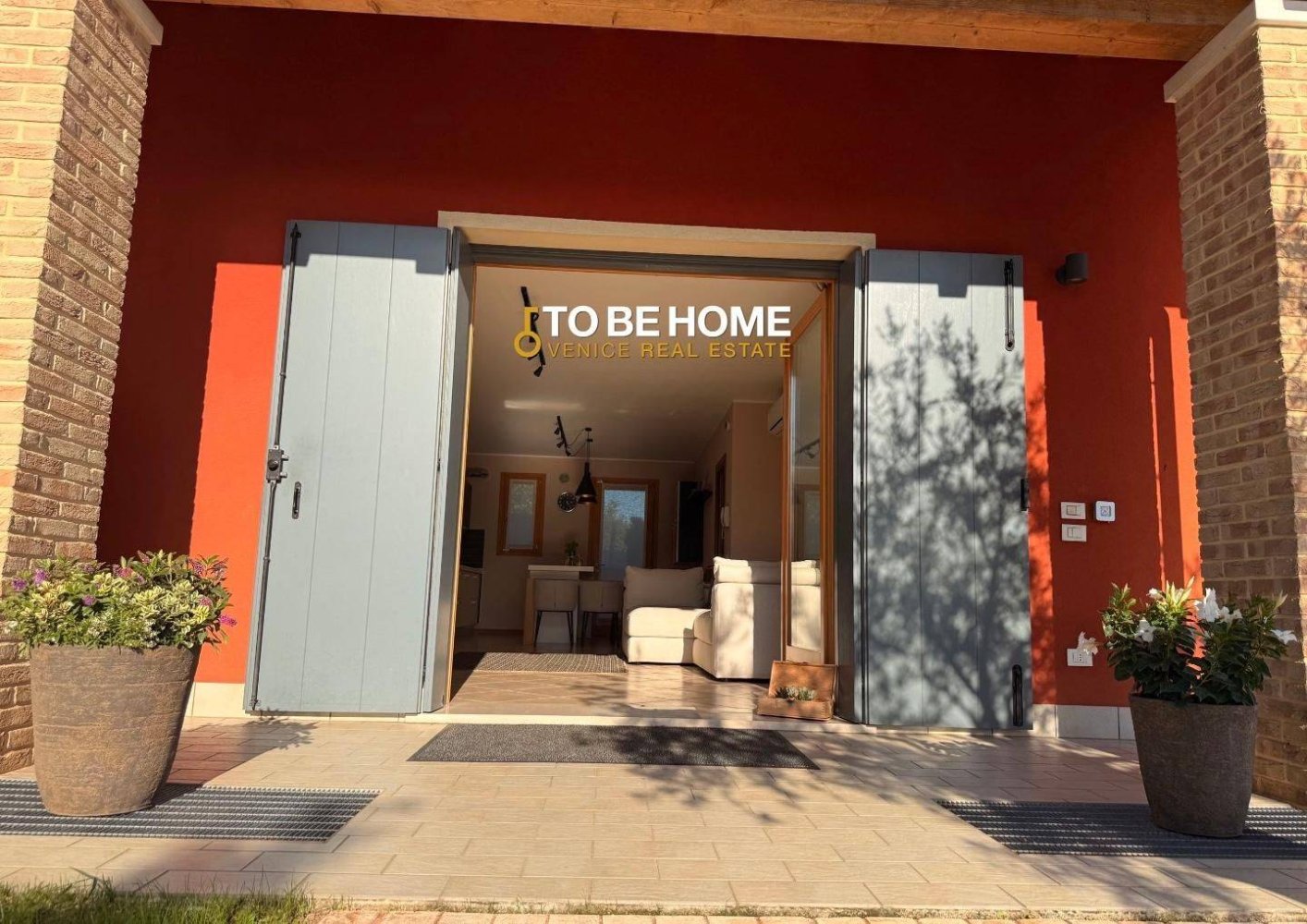 3 bedrooms Villa in Altivole, Italy No. 363088