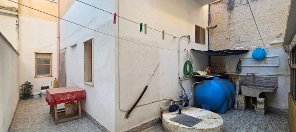 3 Schlafzimmer Wohnung in Vittoria, Italy, Nr. 50326 31