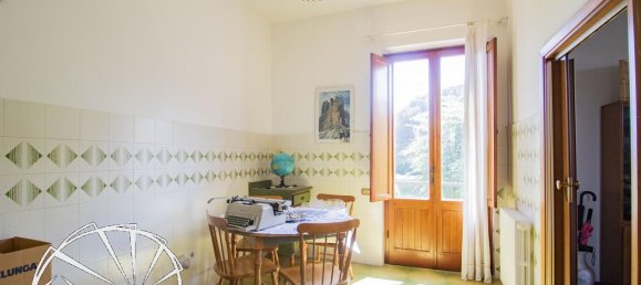 Вилла с 6 комнатами в Прато, Италия № 25243 4