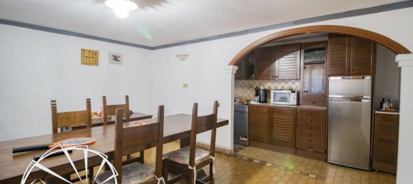 Вилла с 6 комнатами в Прато, Италия № 25243 10