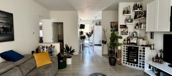 2 Schlafzimmer Wohnung in Florence, Italy, Nr. 367350 2