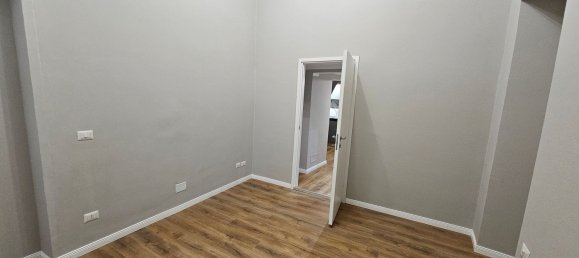 6 rooms Apartment in Genoa, Italy No. 39207 12