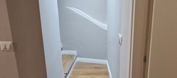 6 rooms Apartment in Genoa, Italy No. 39207 15