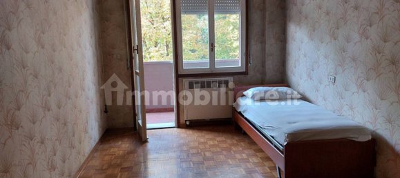 3 Schlafzimmer Wohnung in Bologna, Italy, Nr. 251917 10