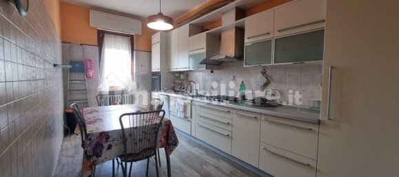 Квартира с 3 спальнями в Галларате, Италия № 340525 7