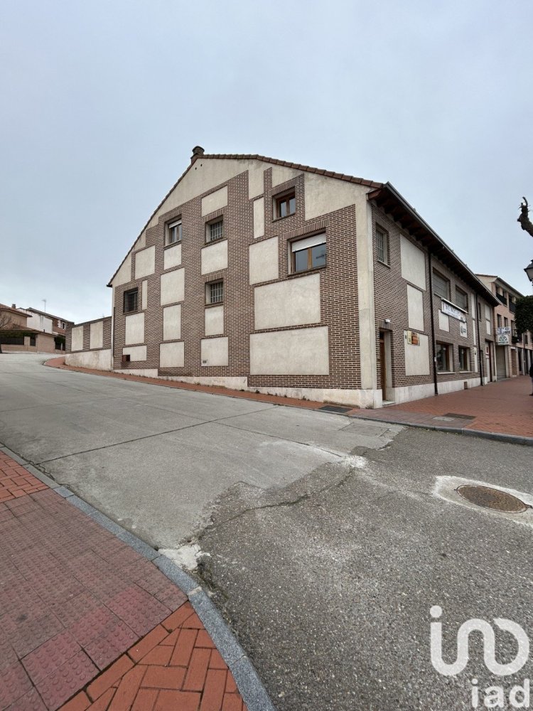 Propiedad comercial en Olmedo, Spain 594 m² No. 293628