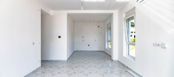 2 bedrooms Apartment in Herceg Novi, Montenegro No. 26 12