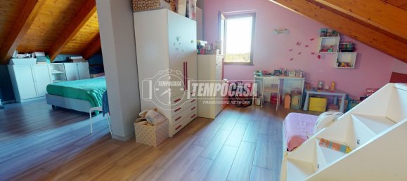 2 Schlafzimmer Wohnung in Brandizzo, Italy, Nr. 348707 17
