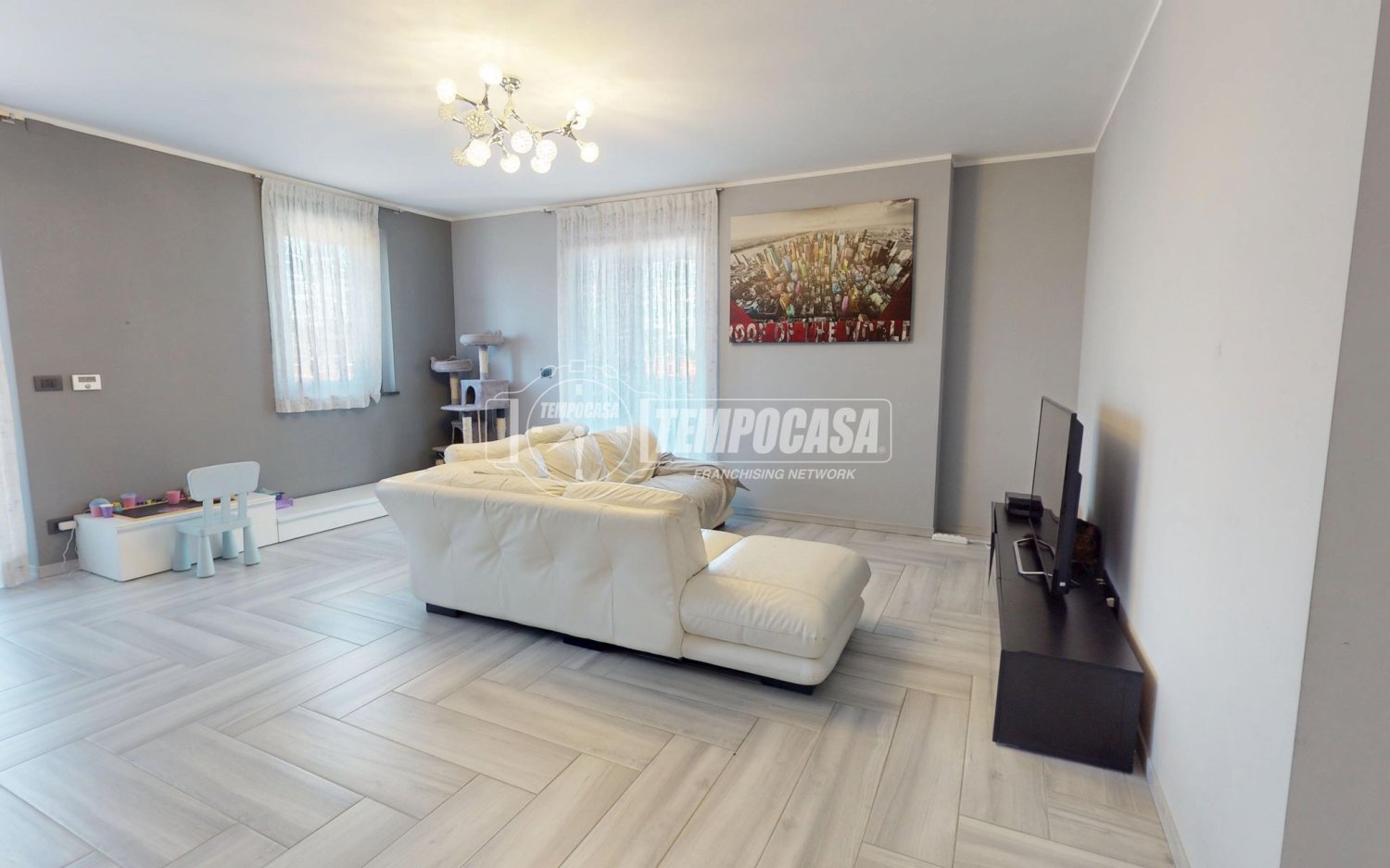 2 Schlafzimmer Wohnung in Brandizzo, Italy, Nr. 348707
