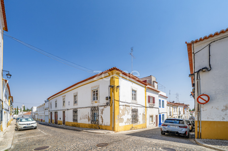 10 bedrooms Building in Vila Vicosa, Portugal No. 320329