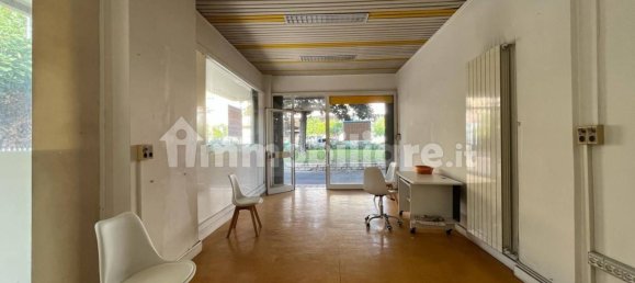 1 room Office in Massa, Italy No. 174431 2