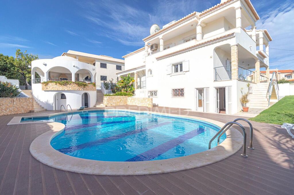 7 bedrooms House in Portimao, Portugal No. 101386