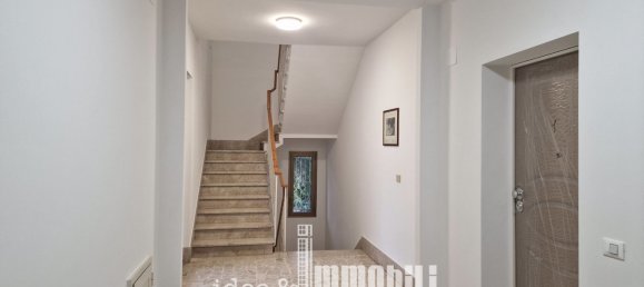 4 rooms Apartment in Sesto Fiorentino, Italy No. 37160 23