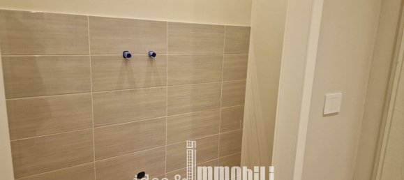 4 rooms Apartment in Sesto Fiorentino, Italy No. 37160 20