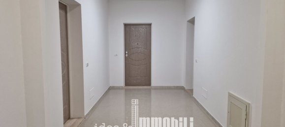 4 rooms Apartment in Sesto Fiorentino, Italy No. 37160 21