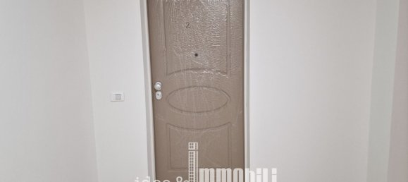 4 rooms Apartment in Sesto Fiorentino, Italy No. 37160 18