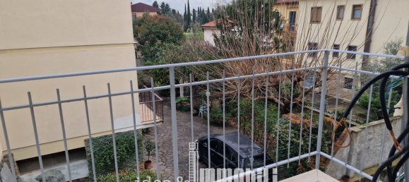 4 rooms Apartment in Sesto Fiorentino, Italy No. 37160 17