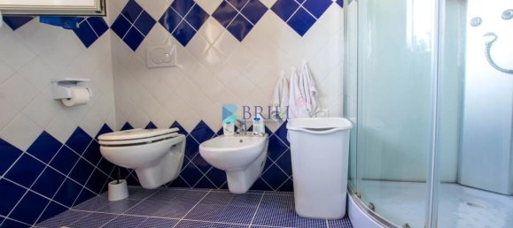 4 Schlafzimmer Haus in Olbia, Italy, Nr. 326985 19