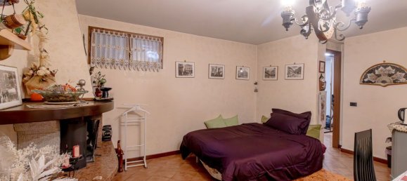 5 rooms House in Castenaso, Italy No. 29733 102