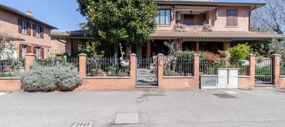 5 rooms House in Castenaso, Italy No. 29733 9