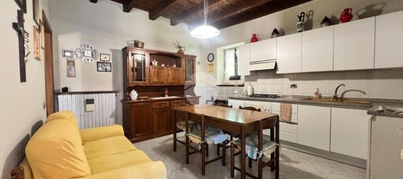 3 Schlafzimmer Haus in Brescia, Italy, Nr. 300922 9