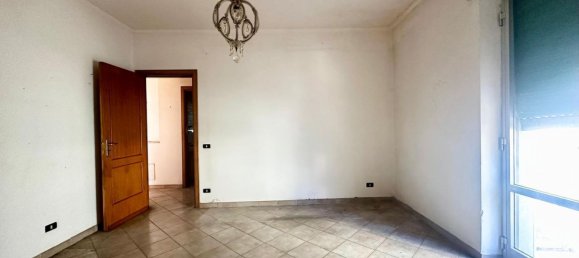 3 rooms Apartment in Naples, Italy No. 31954 11