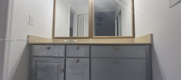 4 غرف نوم فيلا في Miami, الولايات المتحدة رقم 614309 8
