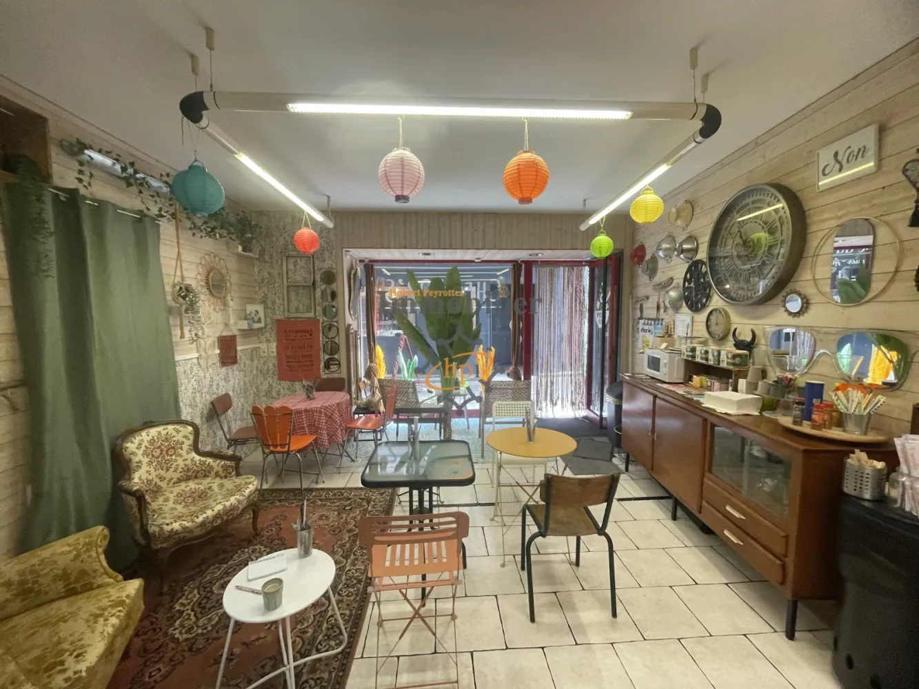 Gewerbliche Immobilie in Aveyron, France 200m², Nr. 316325