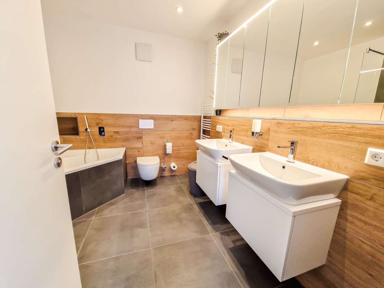 3 bedrooms Duplex in Calw, Germany No. 225813