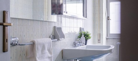 4 rooms Apartment in Rome, Italy No. 36330 36