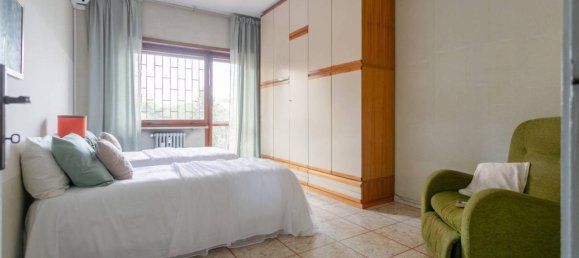 4 rooms Apartment in Rome, Italy No. 36330 17