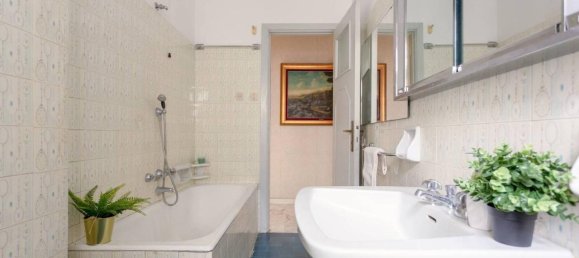 4 rooms Apartment in Rome, Italy No. 36330 38