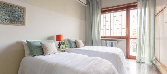 4 rooms Apartment in Rome, Italy No. 36330 18