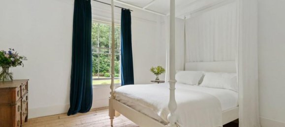 8 bedrooms House in Weybridge, United Kingdom No. 13139 8