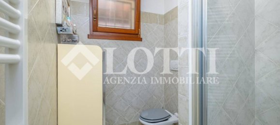 1 bedroom Apartment in Calcinaia, Italy No. 49208 19