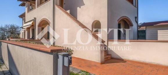 1 bedroom Apartment in Calcinaia, Italy No. 49208 22