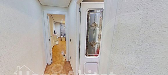 4 bedrooms Apartment in Valencia, Spain No. 118950 5