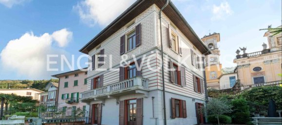 4 bedrooms Villa in Porto Ceresio, Italy No. 102264 14