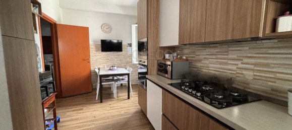 3 rooms Apartment in Rho, Italy No. 290562 11