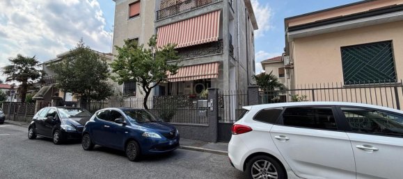 3 rooms Apartment in Rho, Italy No. 290562 28