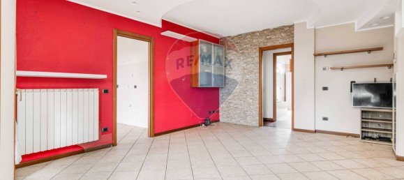 2 bedrooms Apartment in Cassano Magnago, Italy No. 323714 6