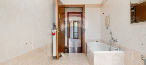 2 bedrooms Apartment in Cassano Magnago, Italy No. 323714 16