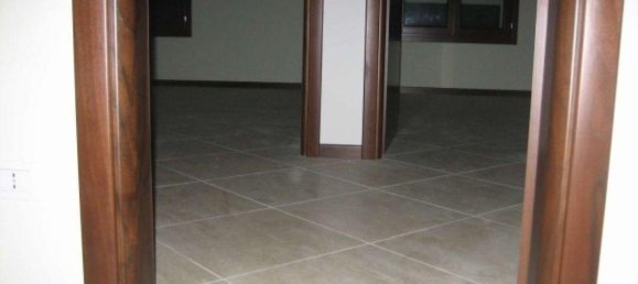 4 rooms Penthouse in Soliera, Italy No. 234874 12